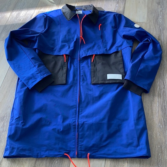 Puma Other - Mens long rain coat 🧥